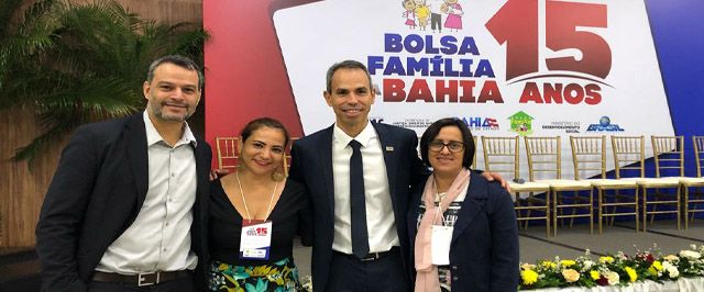 Representantes de Paulo Afonso participam de comemoração pelos 15 anos do Bolsa Família