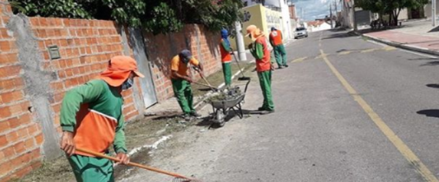 Serviços de limpeza urbana são mantidos em Paulo Afonso