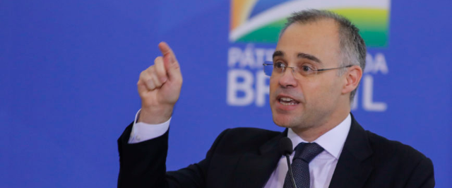 Ministro pede à PF investigação sobre vazamento de supostos dados de Bolsonaro e filhos