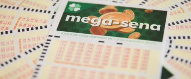 Mega-Sena acumula e pode pagar prêmio de R$ 52 milhões no sábado